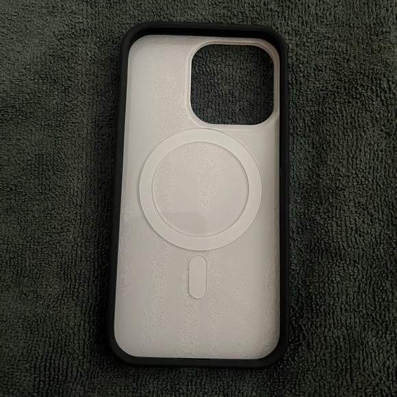 Sonic iPhone 13 Pro case, new - Picture 2 of 4